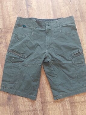 Men's Kuhl Olive Green Cargo Shorts - Relaxed Fit 30 S 32